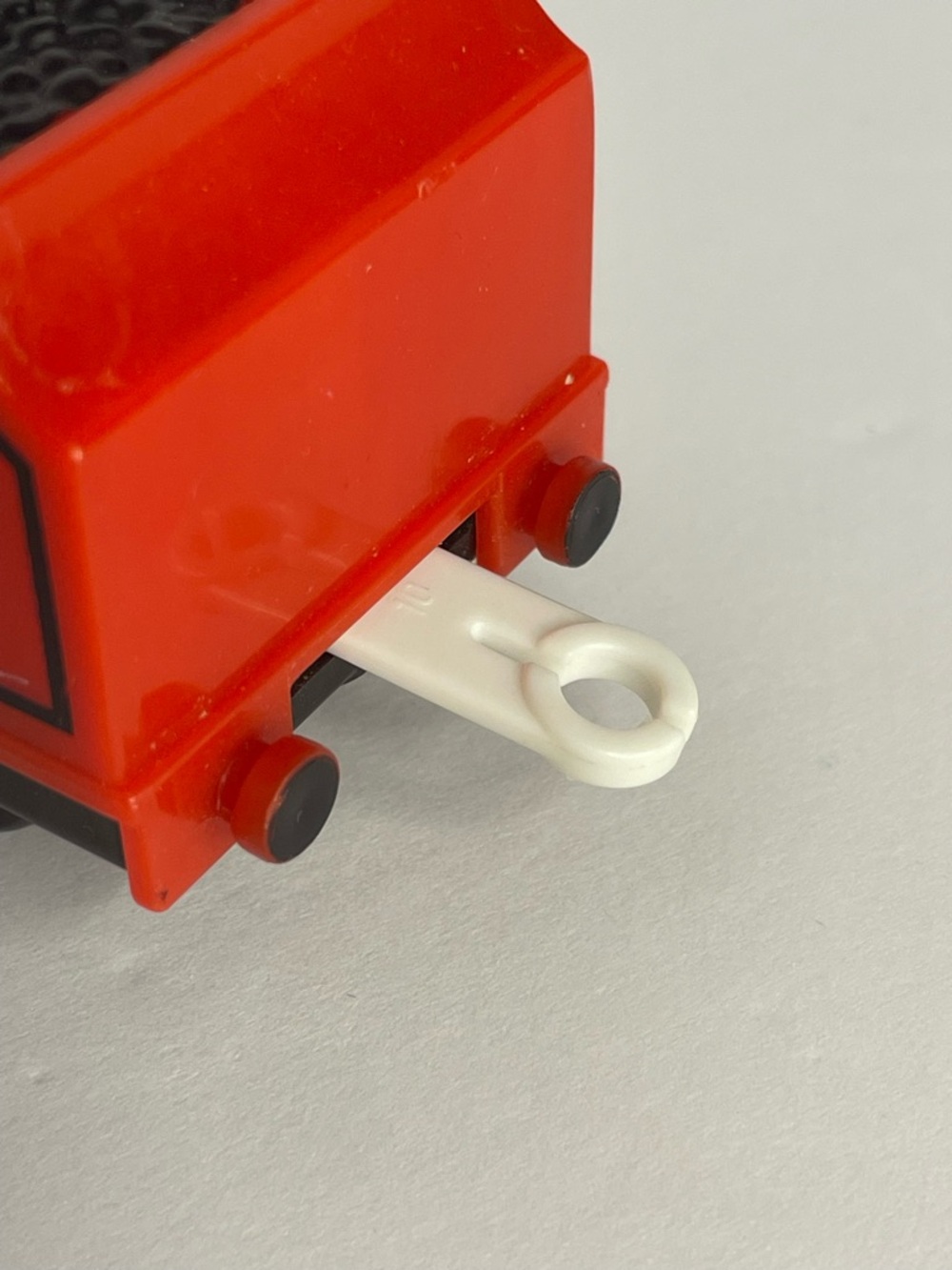 Mattel 2009 Thomas & Friends
TrackMaster Motorized James and Tender Gullane - Picture 11 of 16